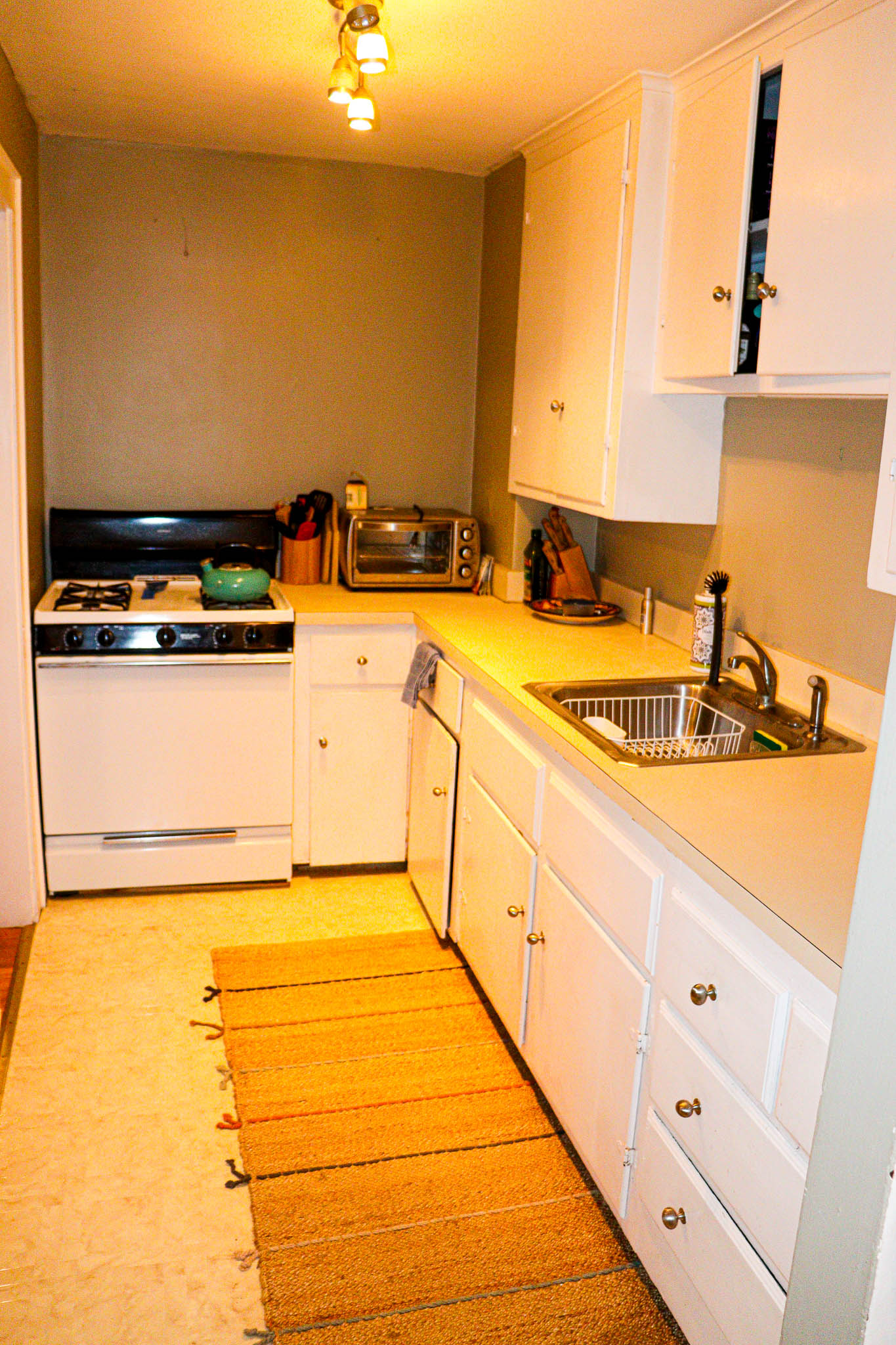 35 Russell St, North Quincy