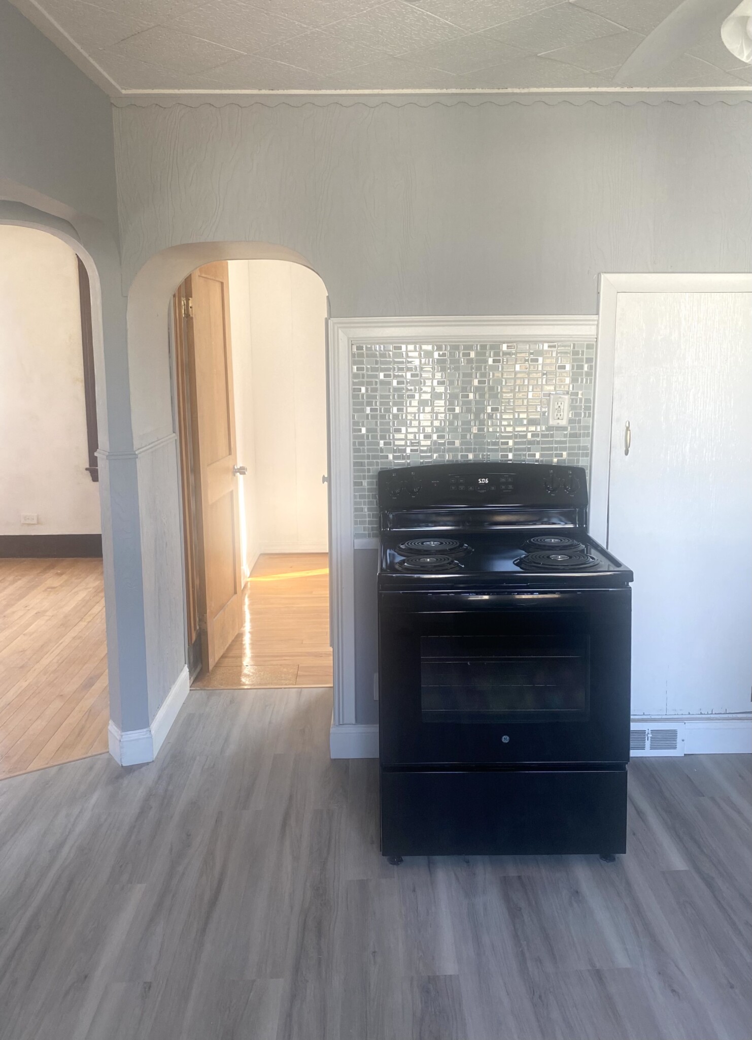 324 American Legion Hwy, Revere