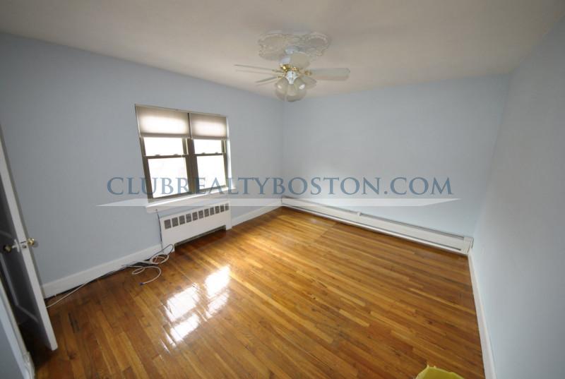 23 Beechcroft St, Oak Square