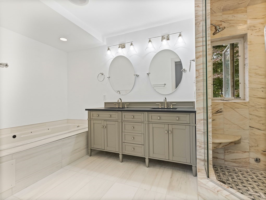 82 Beacon St, Chestnut Hill