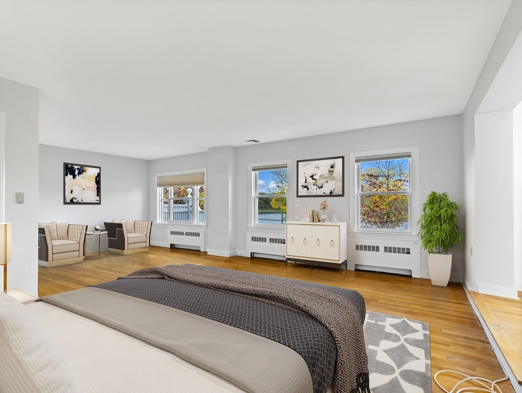 82 Beacon St, Chestnut Hill