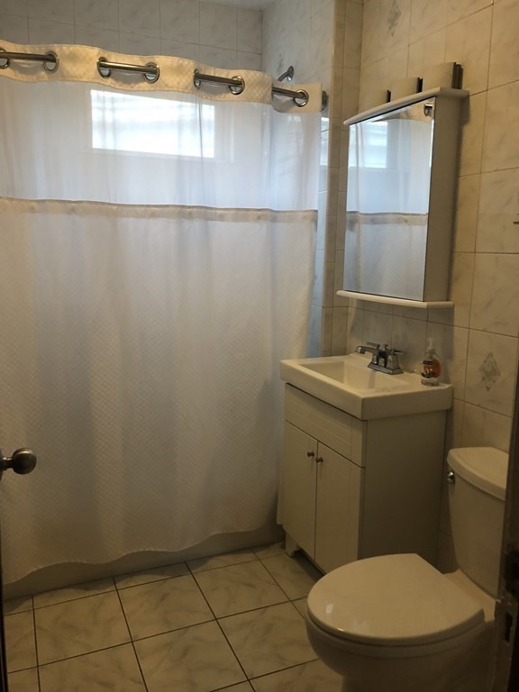 18 Stellman Rd, Roslindale