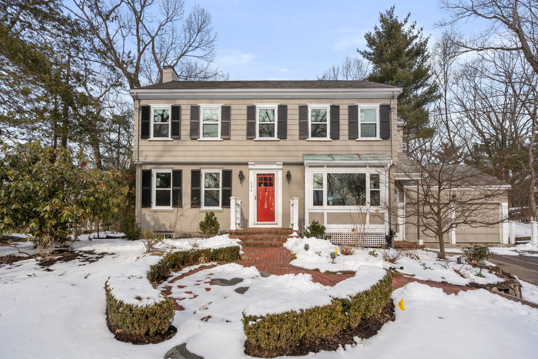 124 Rangeley Rd, Chestnut Hill