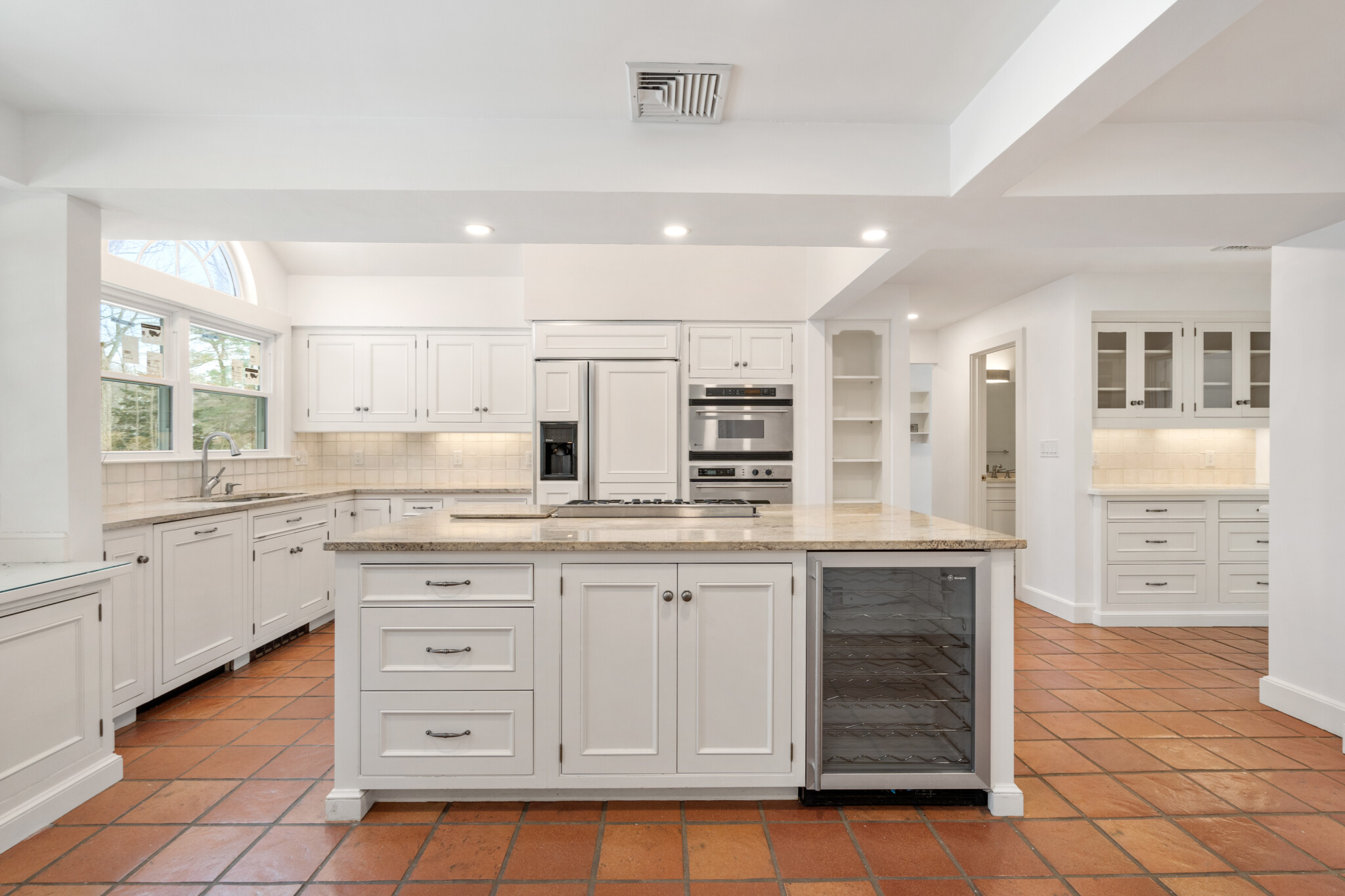 124 Rangeley Rd, Chestnut Hill