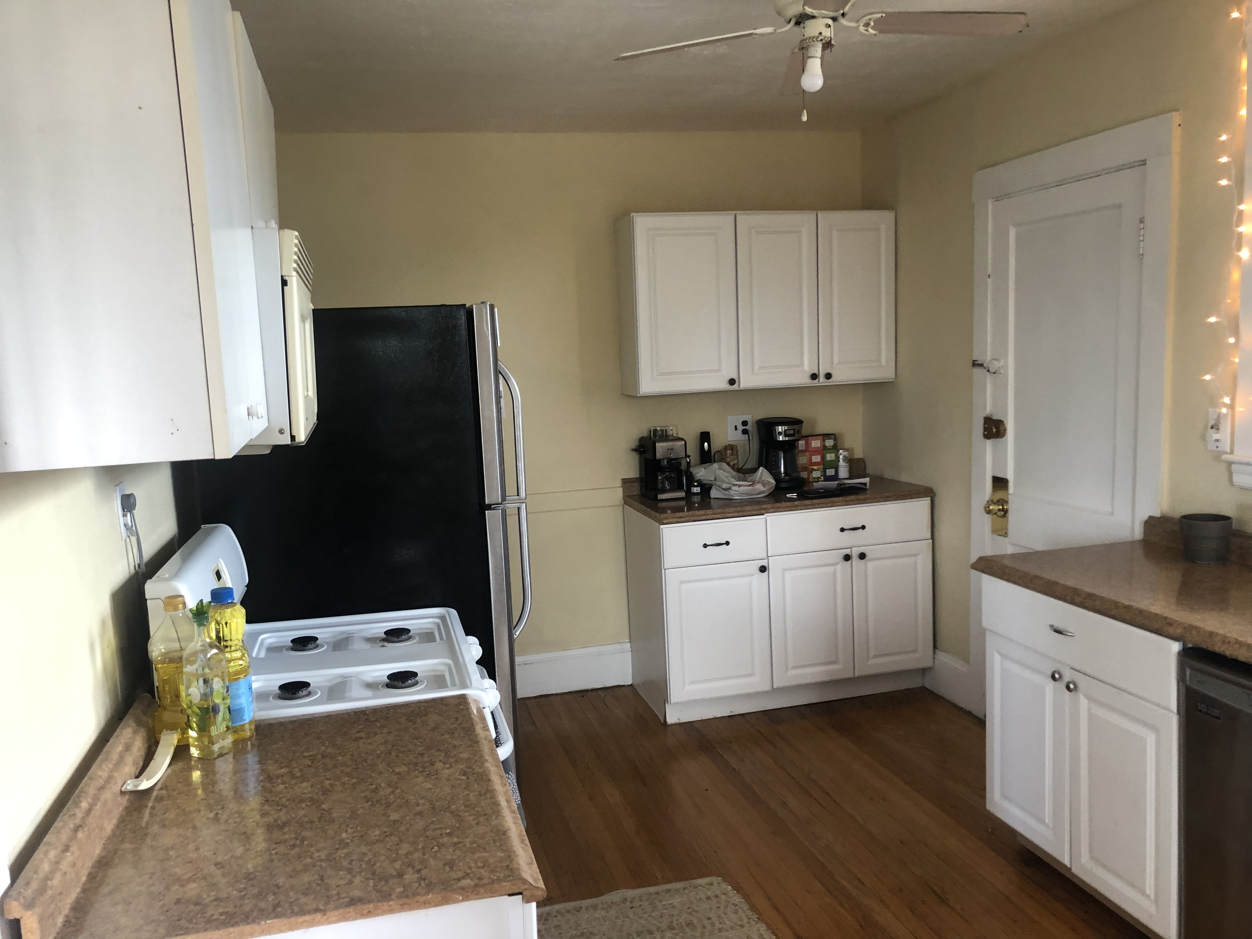 4 bed, 1 bath apartment for rent at 28 Claymoss Rd Unit 3, Brighton — photo 9 of 14