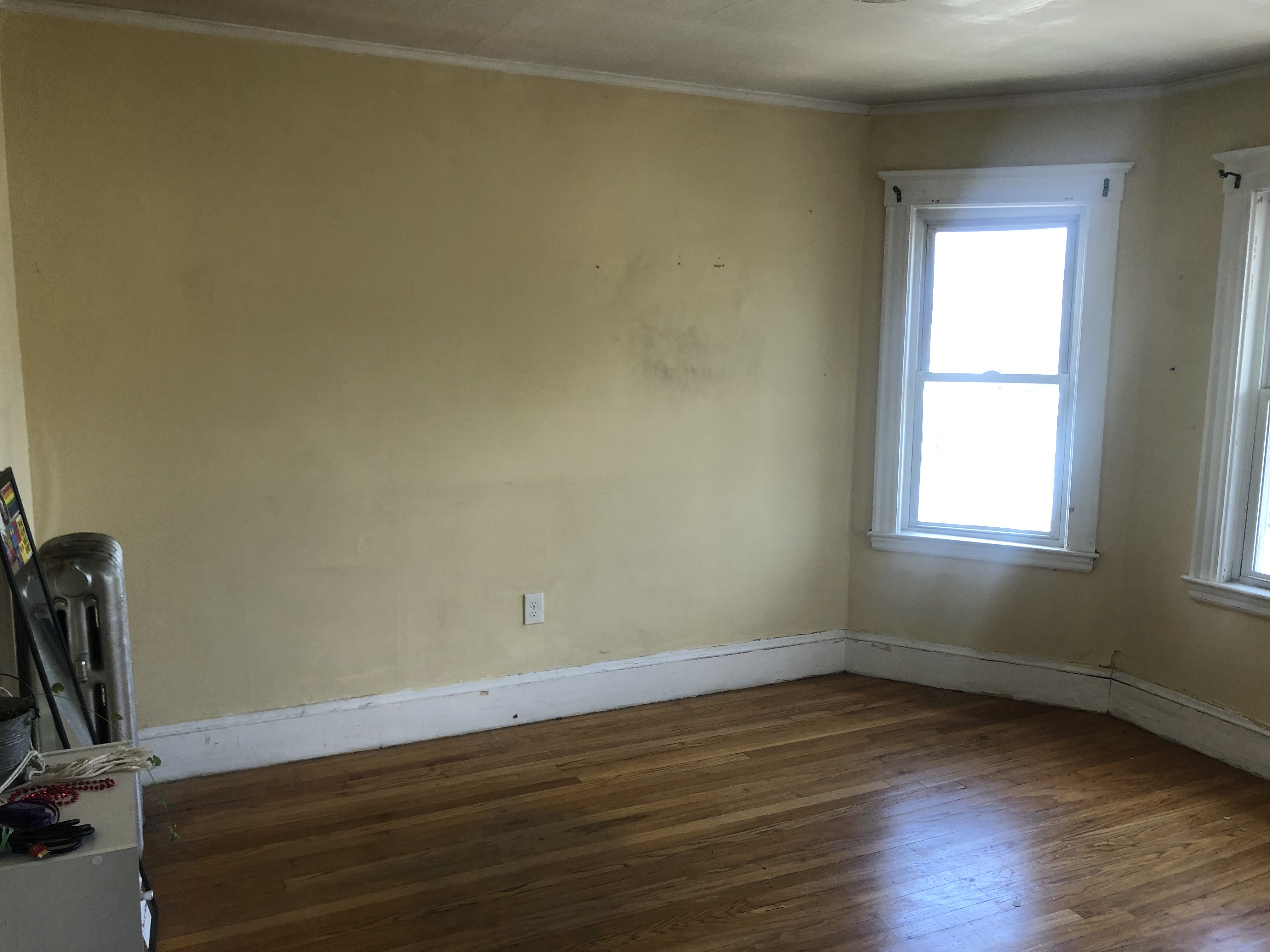4 bed, 1 bath apartment for rent at 28 Claymoss Rd Unit 3, Brighton — photo 5 of 14