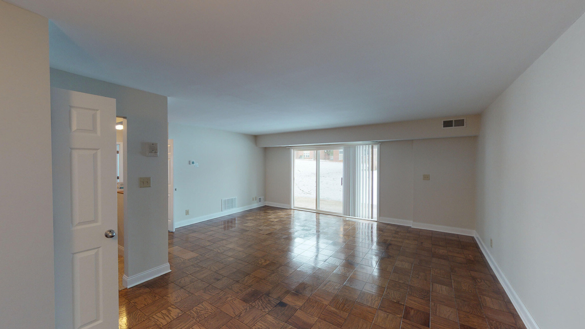 2 Beds, 1 Bath apartment in Norwood for $2,380
