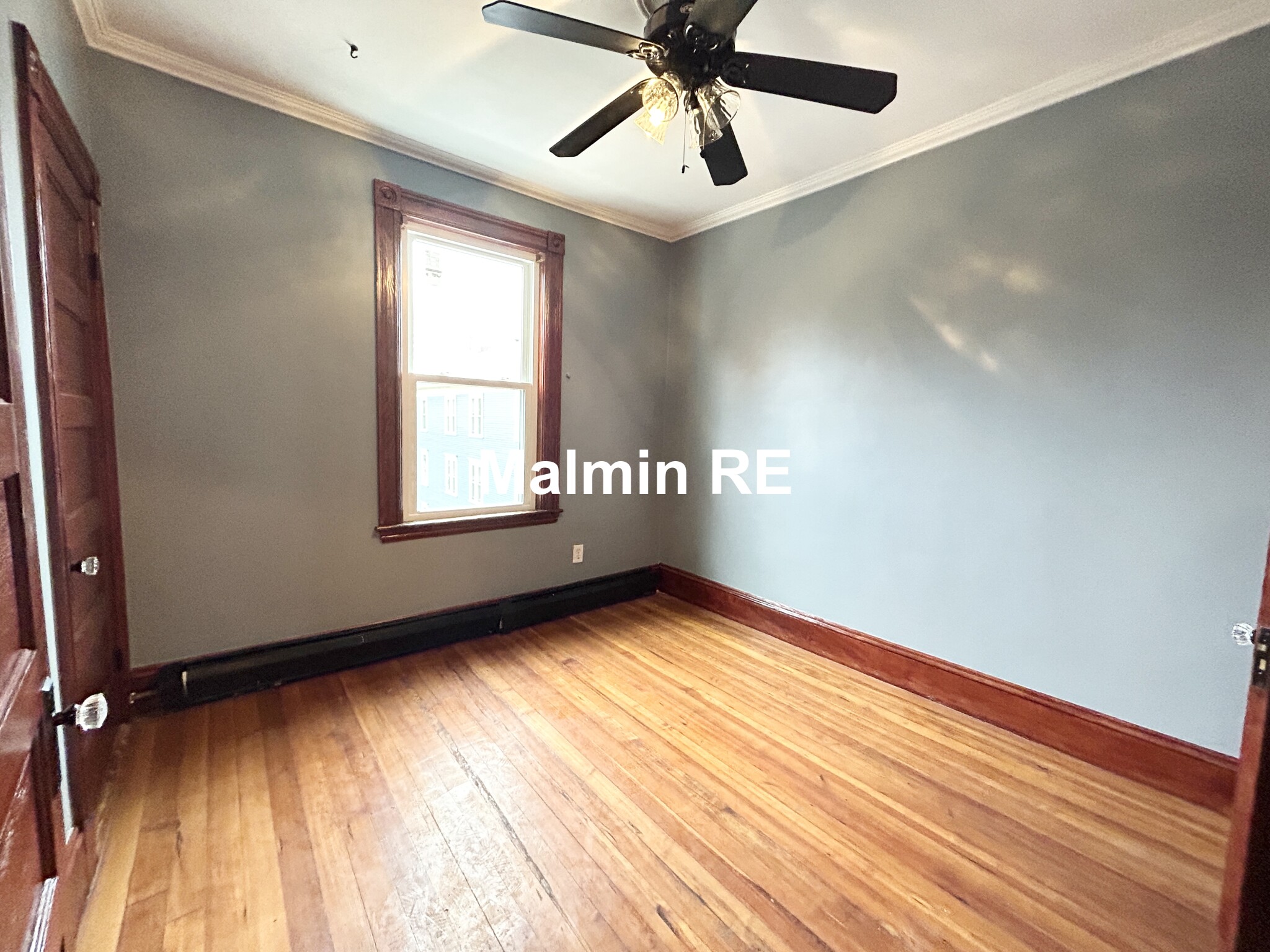 22 Wakalluh St, Roxbury