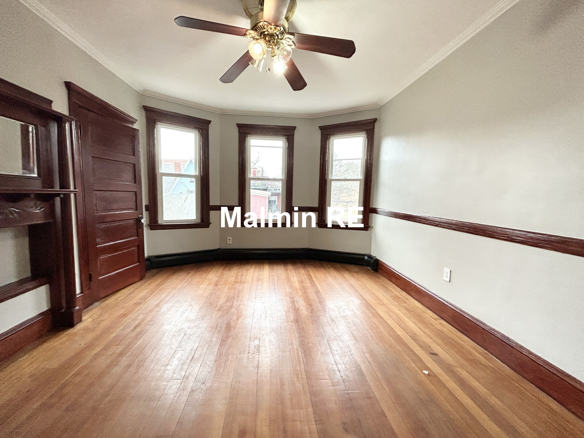 22 Wakalluh St, Roxbury