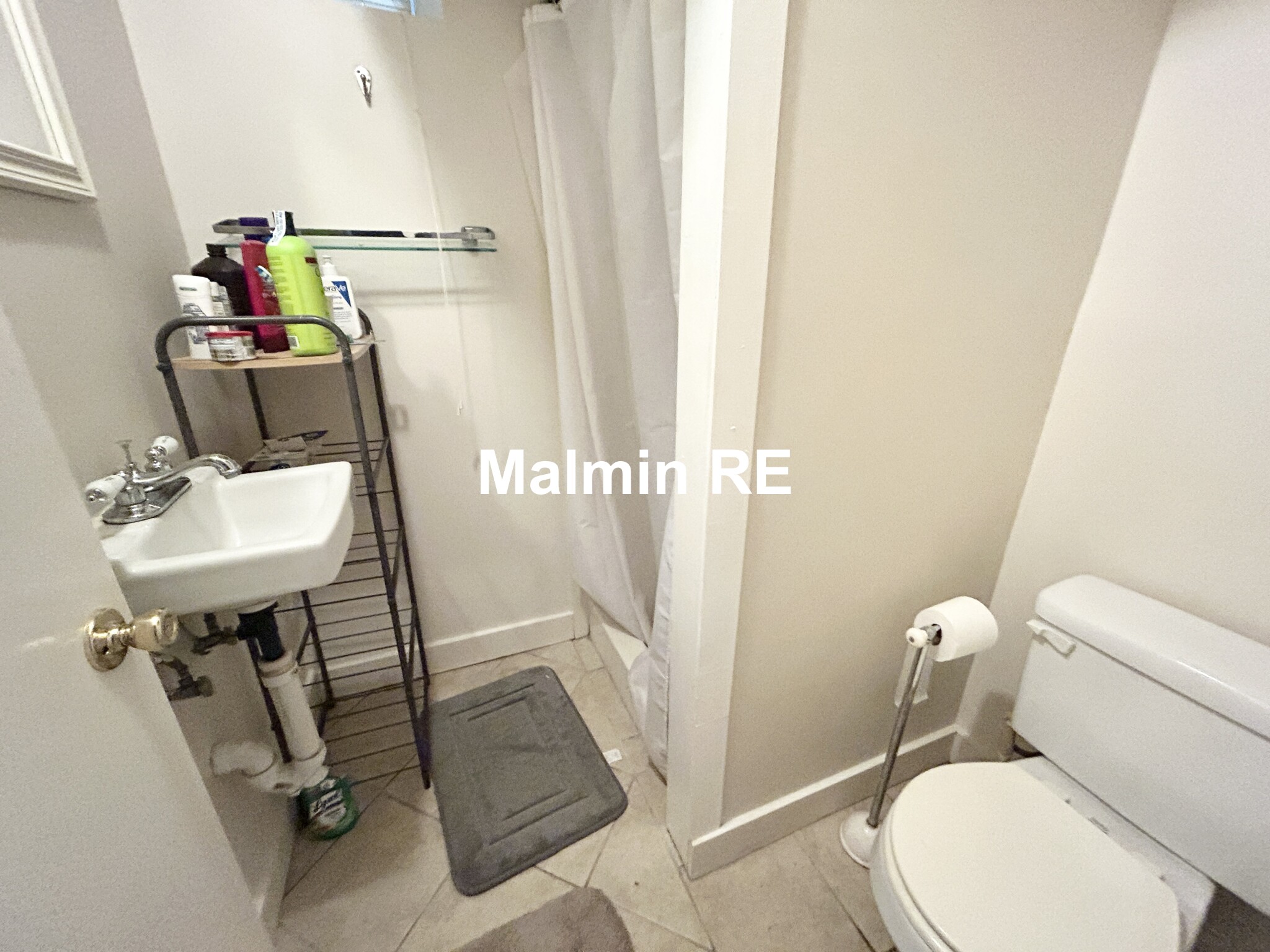 75 Hillside St, Mission Hill