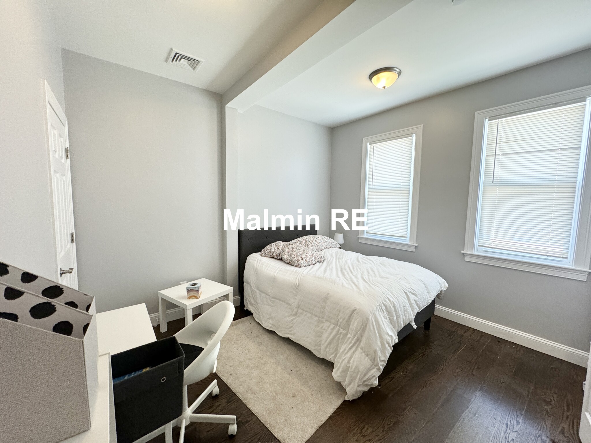 17 Harvard Ter, Allston