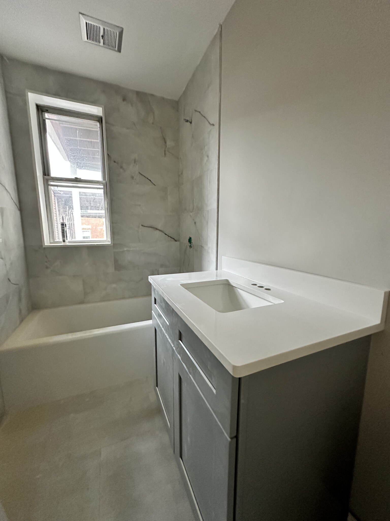 8 Kilsyth Rd, Brighton