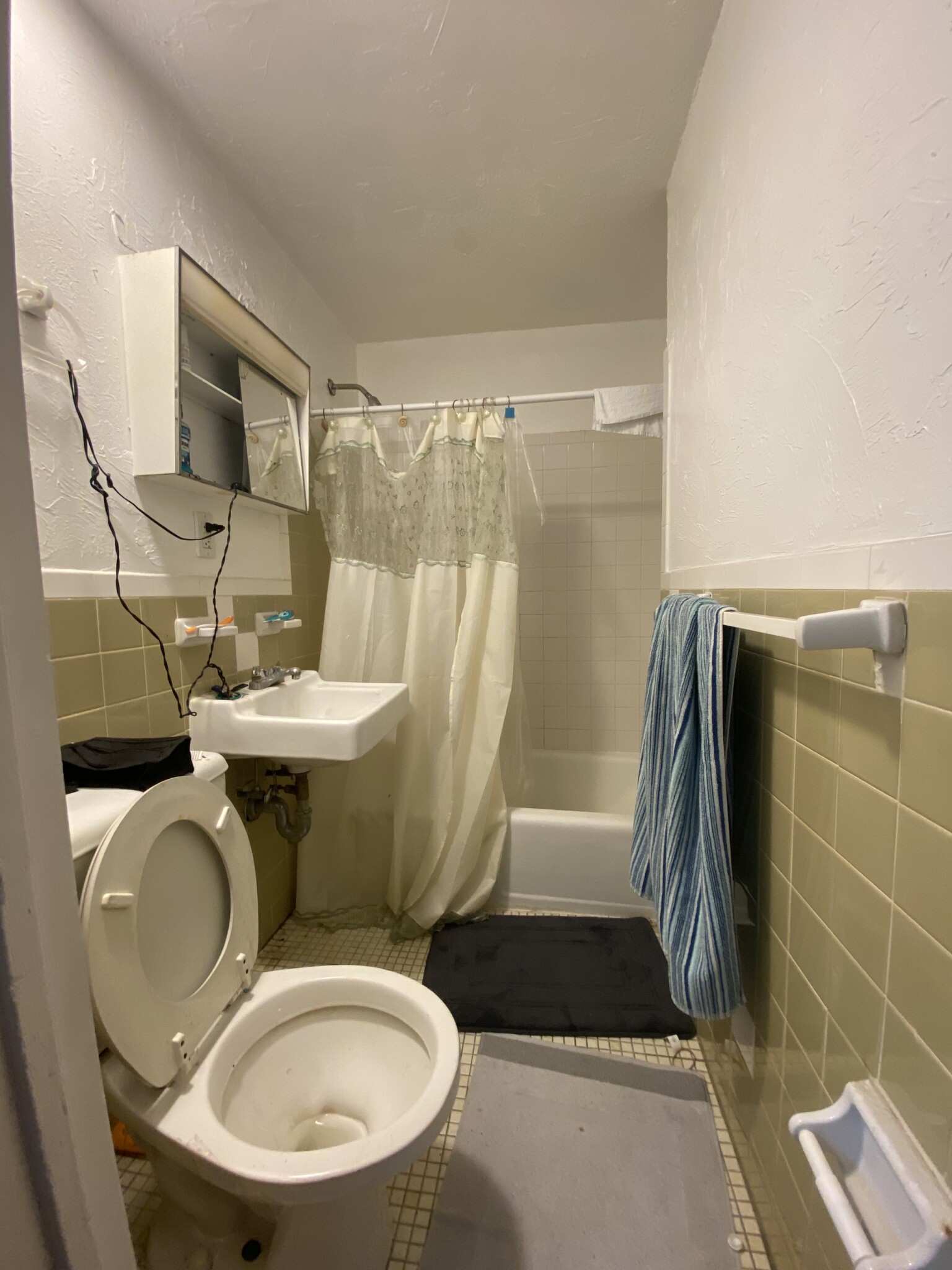 28 Huntington Ave, Brighton