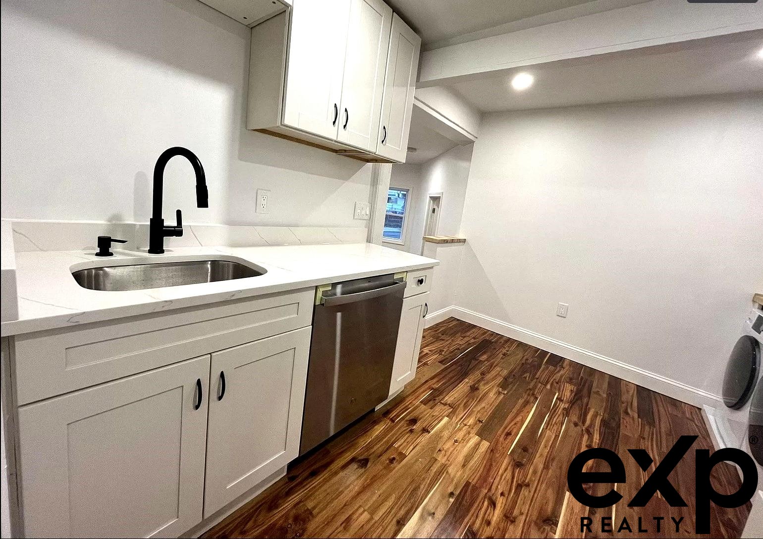 Photos of apartment on Heard St.,Chelsea MA 02150
