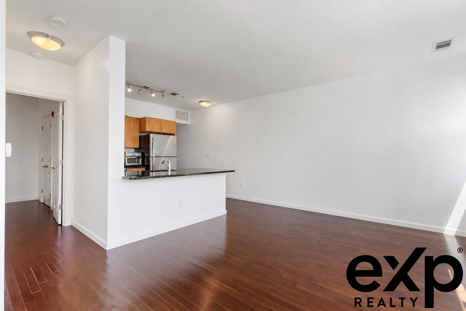 Photos of apartment on Repton Cir.,Watertown MA 02472