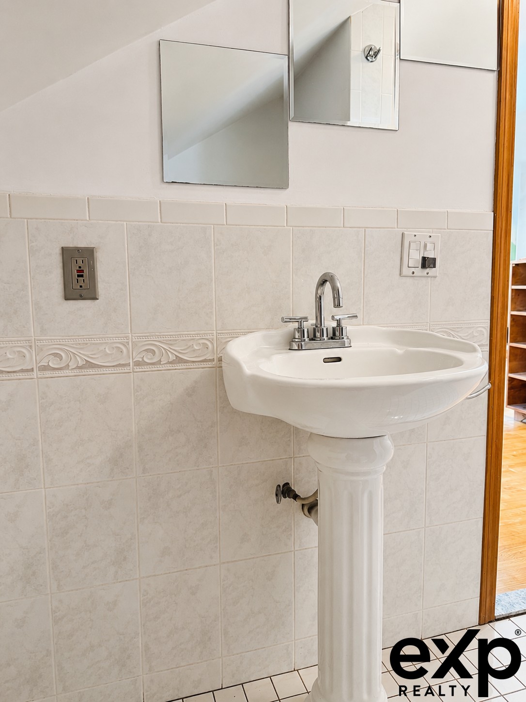 Photos of apartment on Union St.,Boston MA 02135