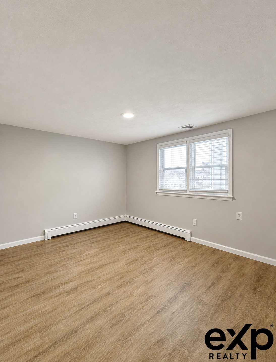 101 Rumney Rd.