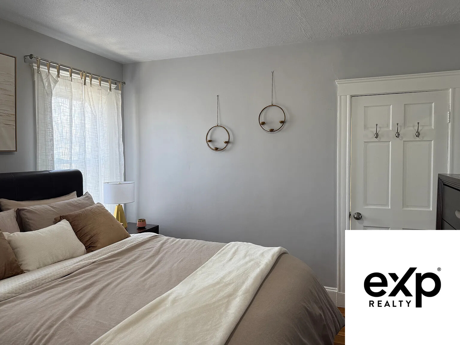 Photos of apartment on Granfield Ave.,Boston MA 02131