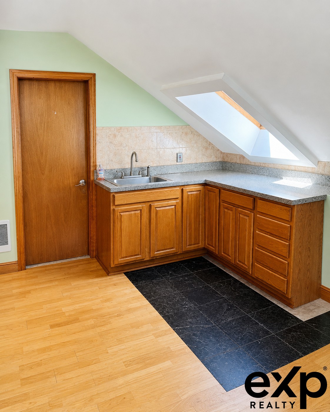 Photos of apartment on Union St.,Boston MA 02135