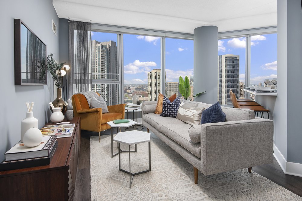 300 North Canal St. - 1,986USD / month