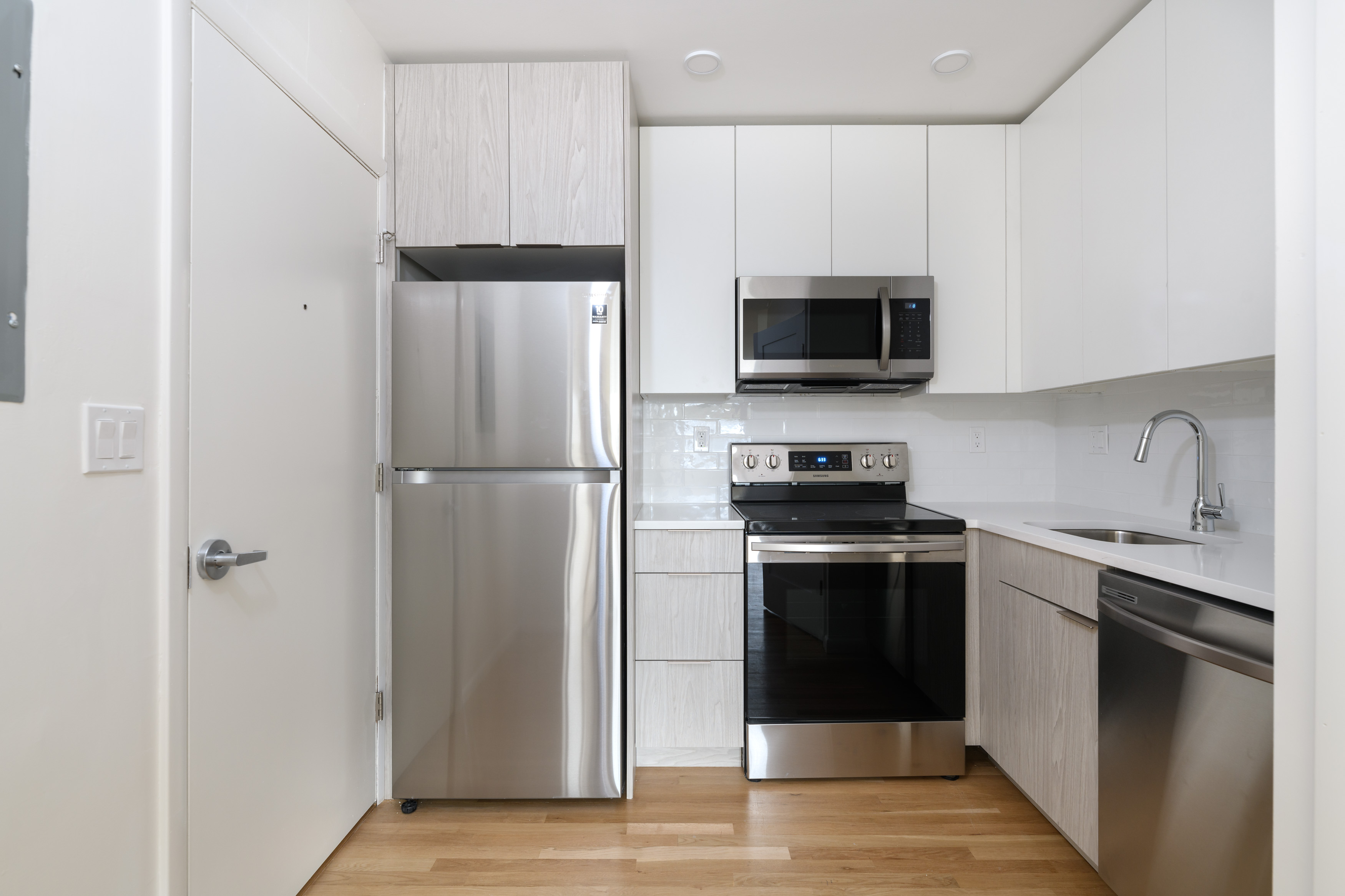 2 bed, 1 bath apartment for rent at 44 Parker Hill Ave Unit 10, Mission Hill