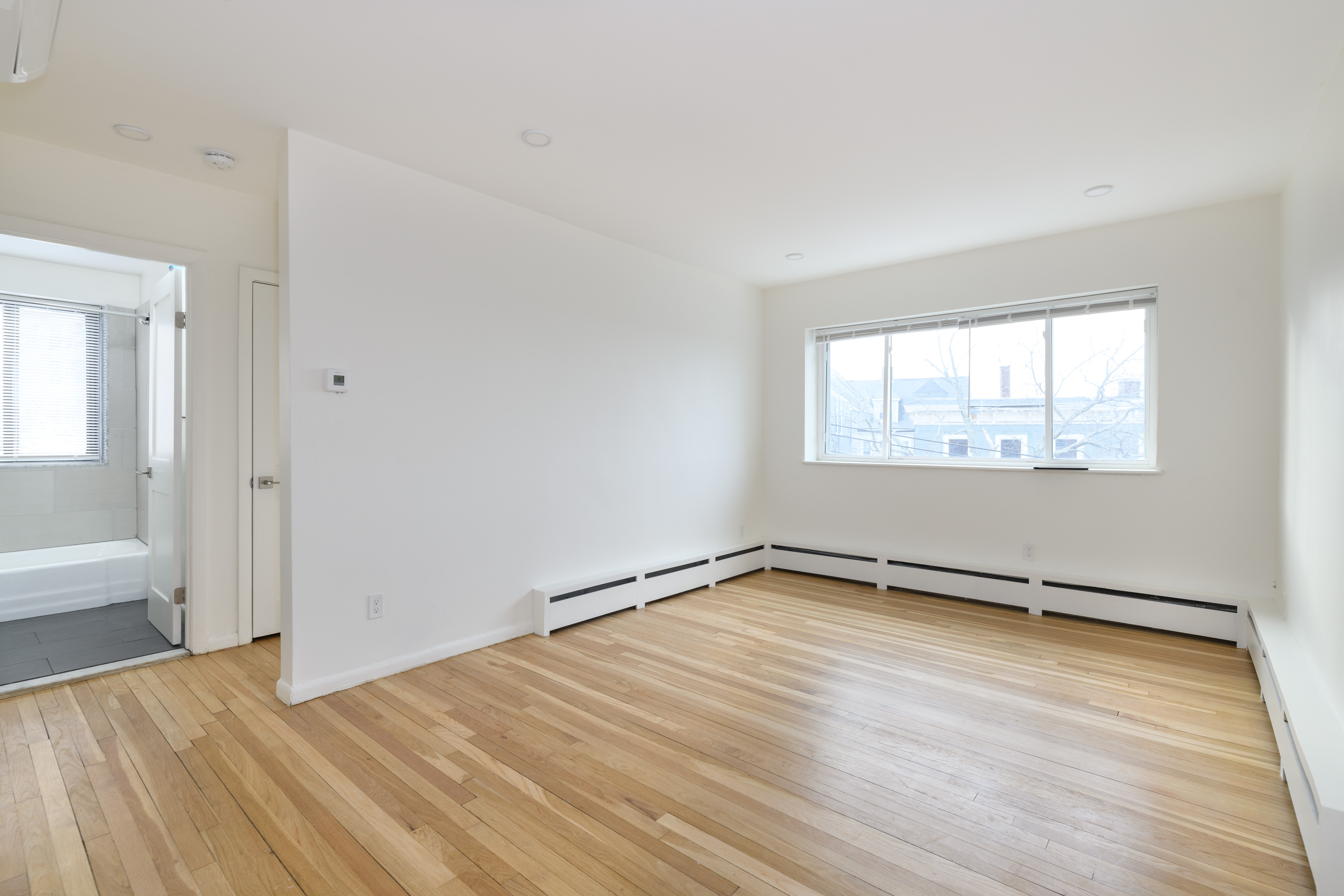 2 bed, 1 bath apartment for rent at 44 Parker Hill Ave Unit 10, Mission Hill — photo 4 of 14