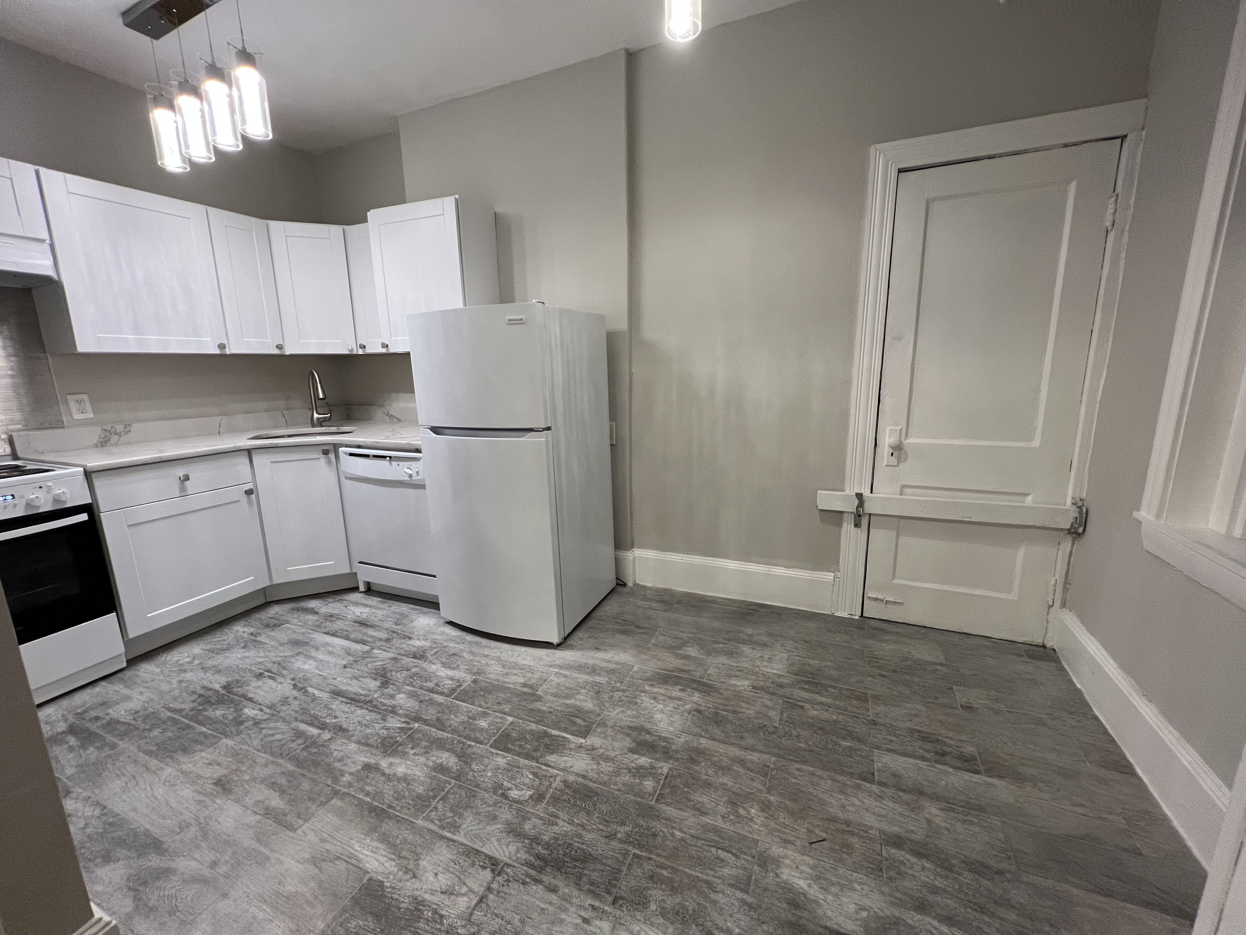 1082 Commonwealth Ave, Allston