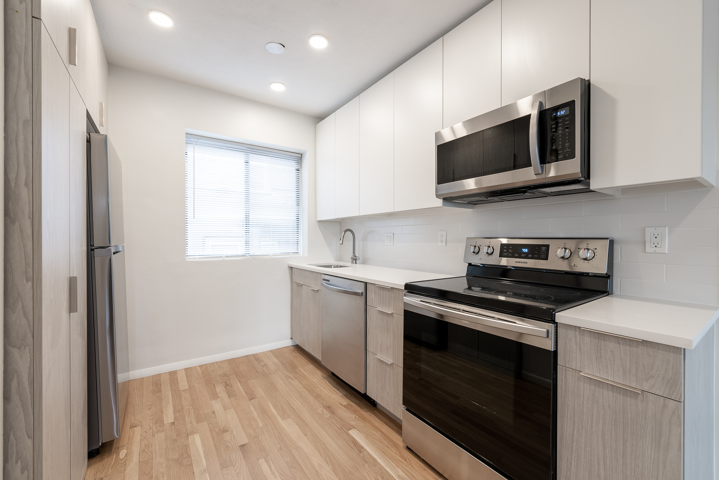 198 Hillside St, Mission Hill