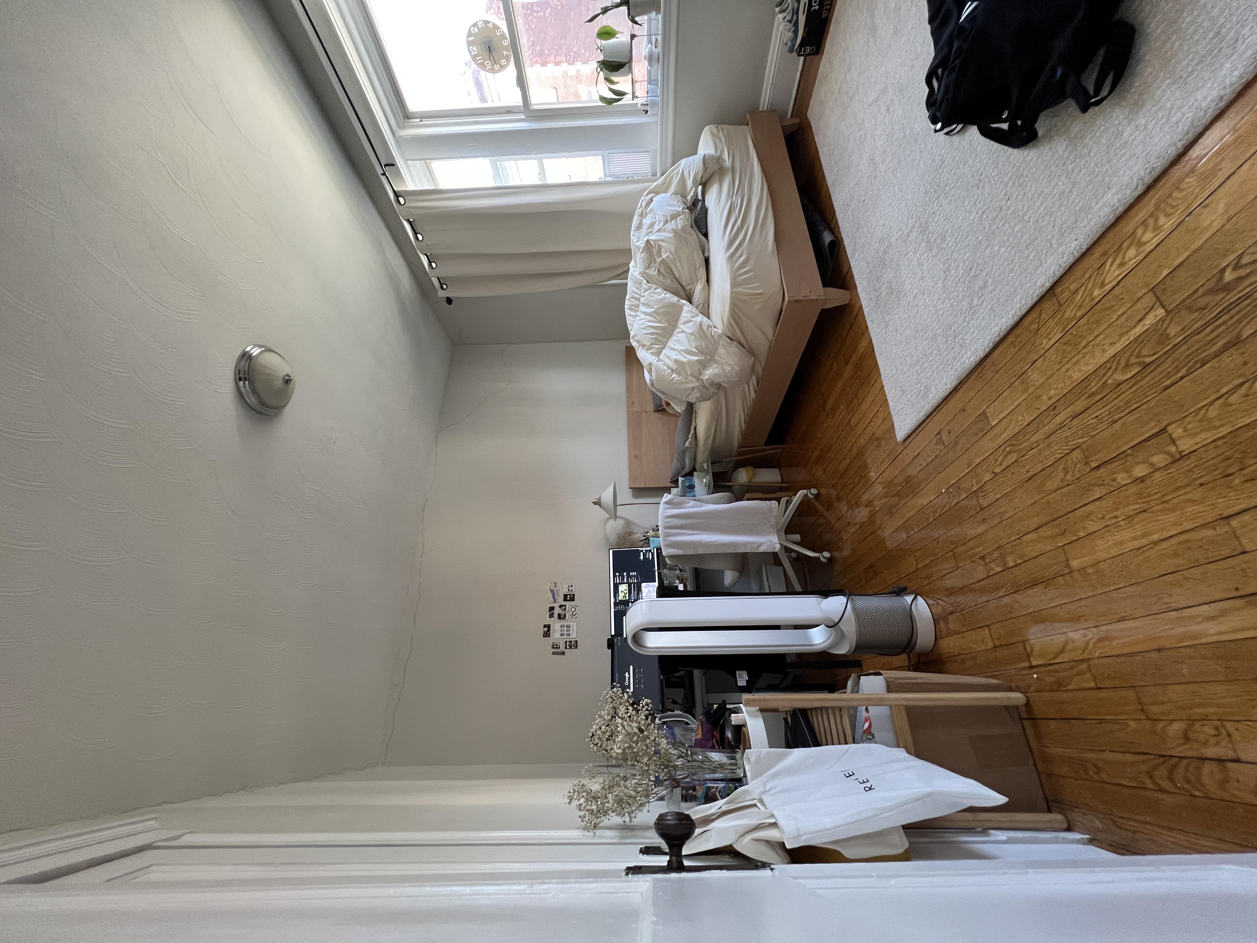 325 Summit Ave, Brighton