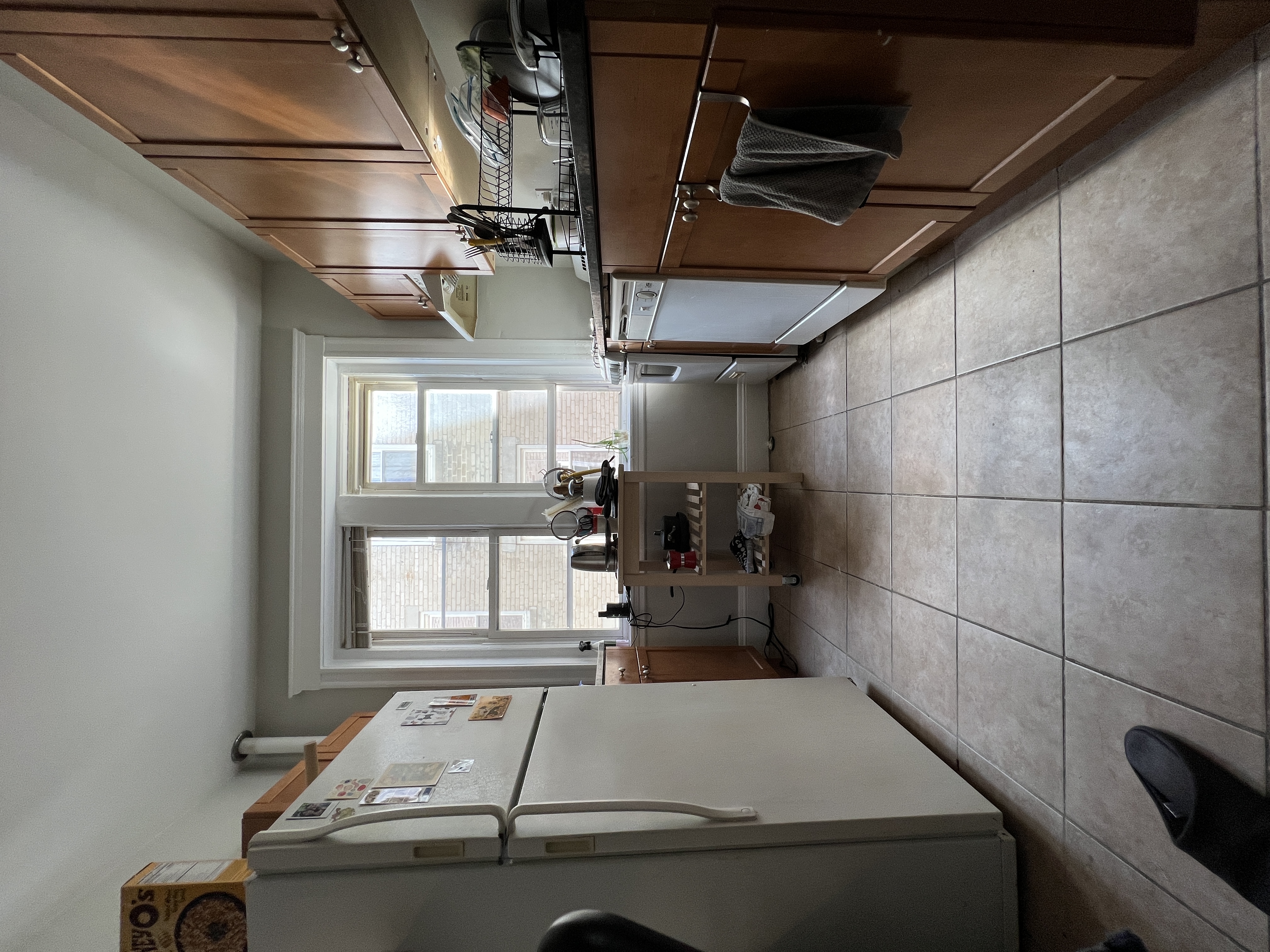 325 Summit Ave, Brighton