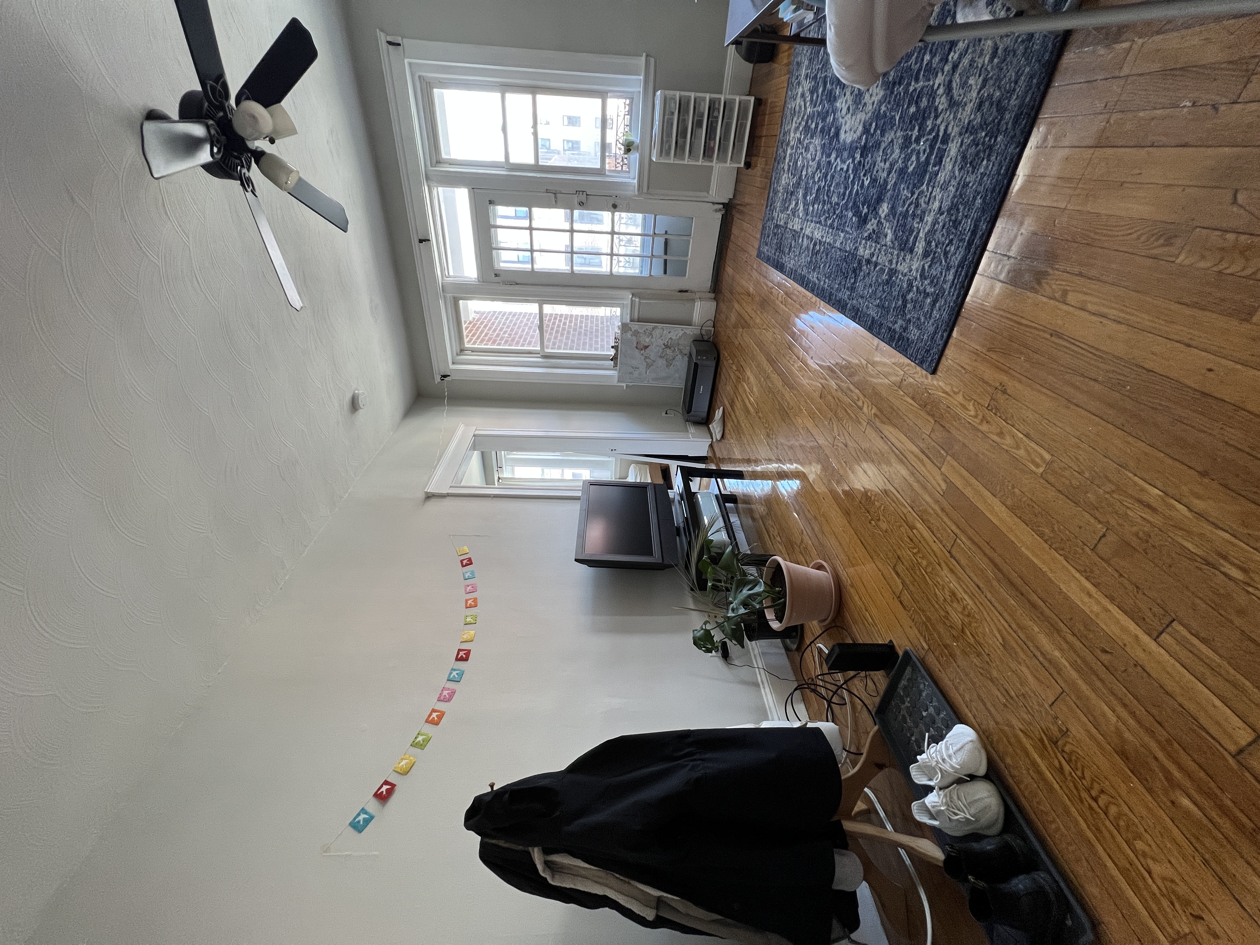 325 Summit Ave, Brighton