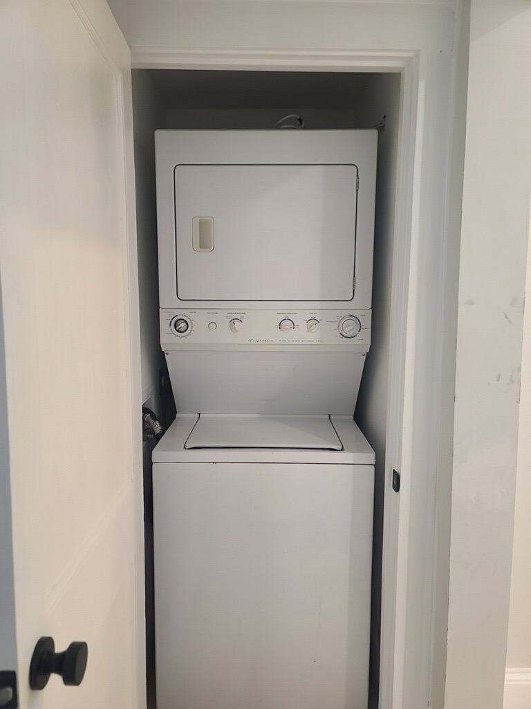 99 Kilsyth Rd, Brighton