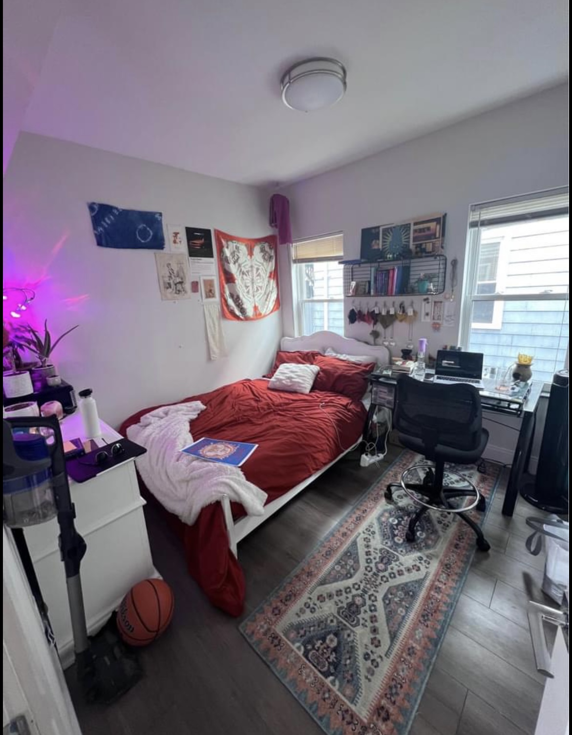 13 Carpenter St, South Boston