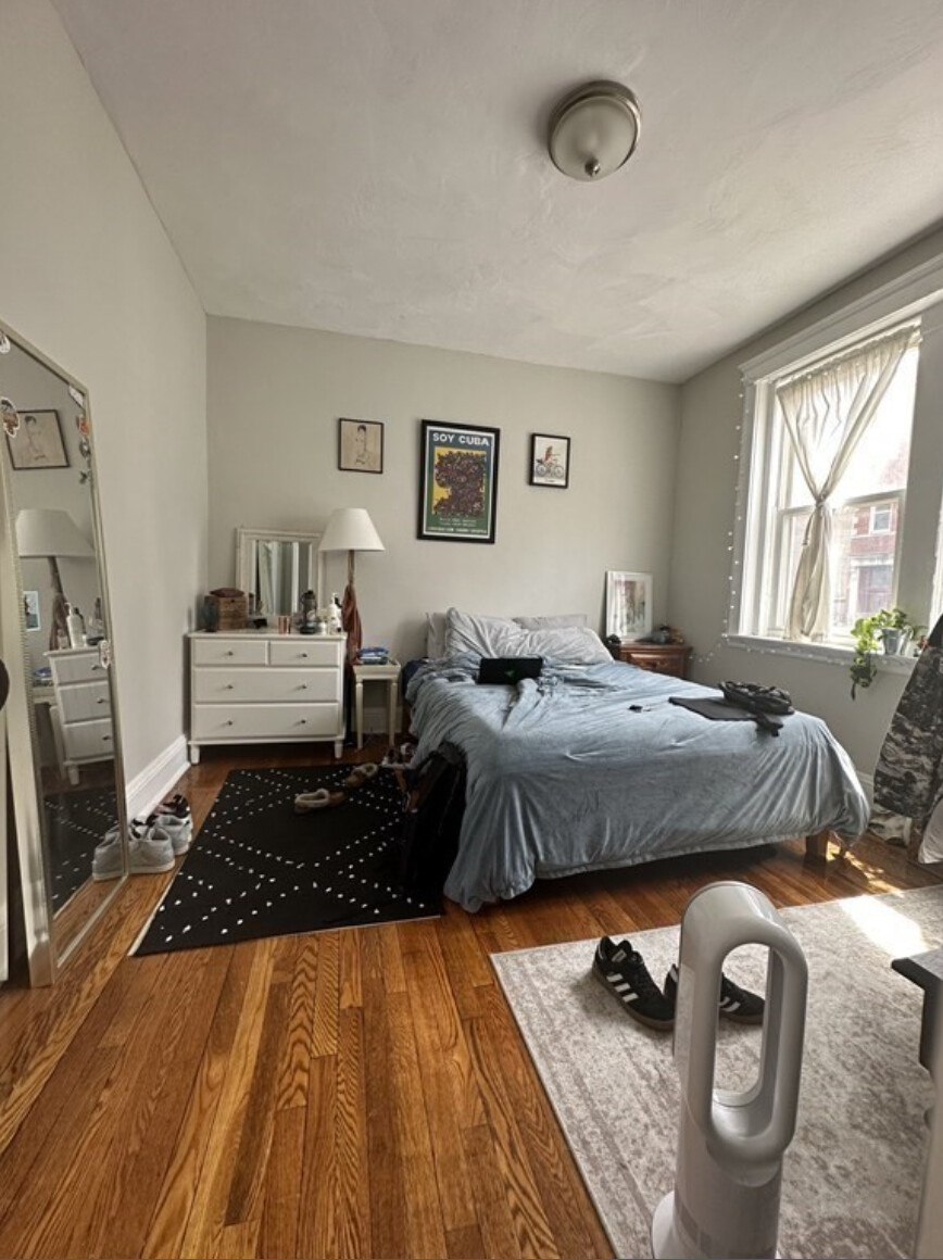 325 Summit Ave, Brighton