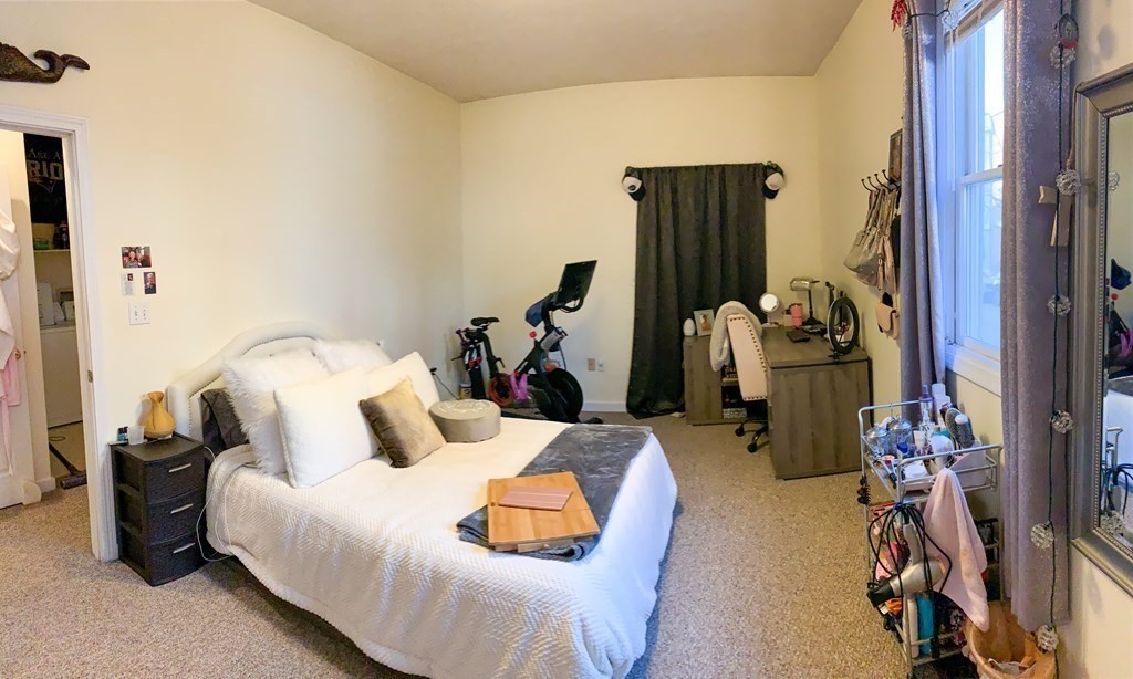 815 4th St, South Boston