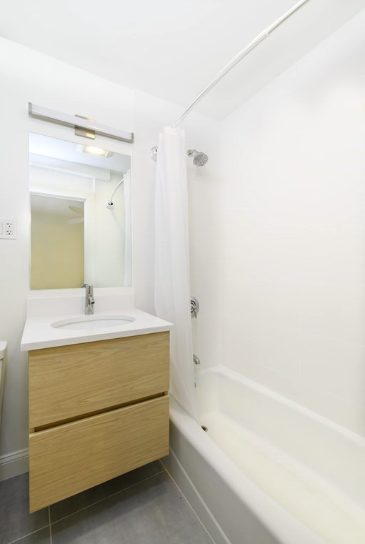 198 Hillside St, Mission Hill