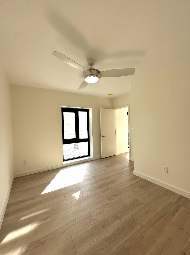 11-A Parker Hill Ave, Mission Hill