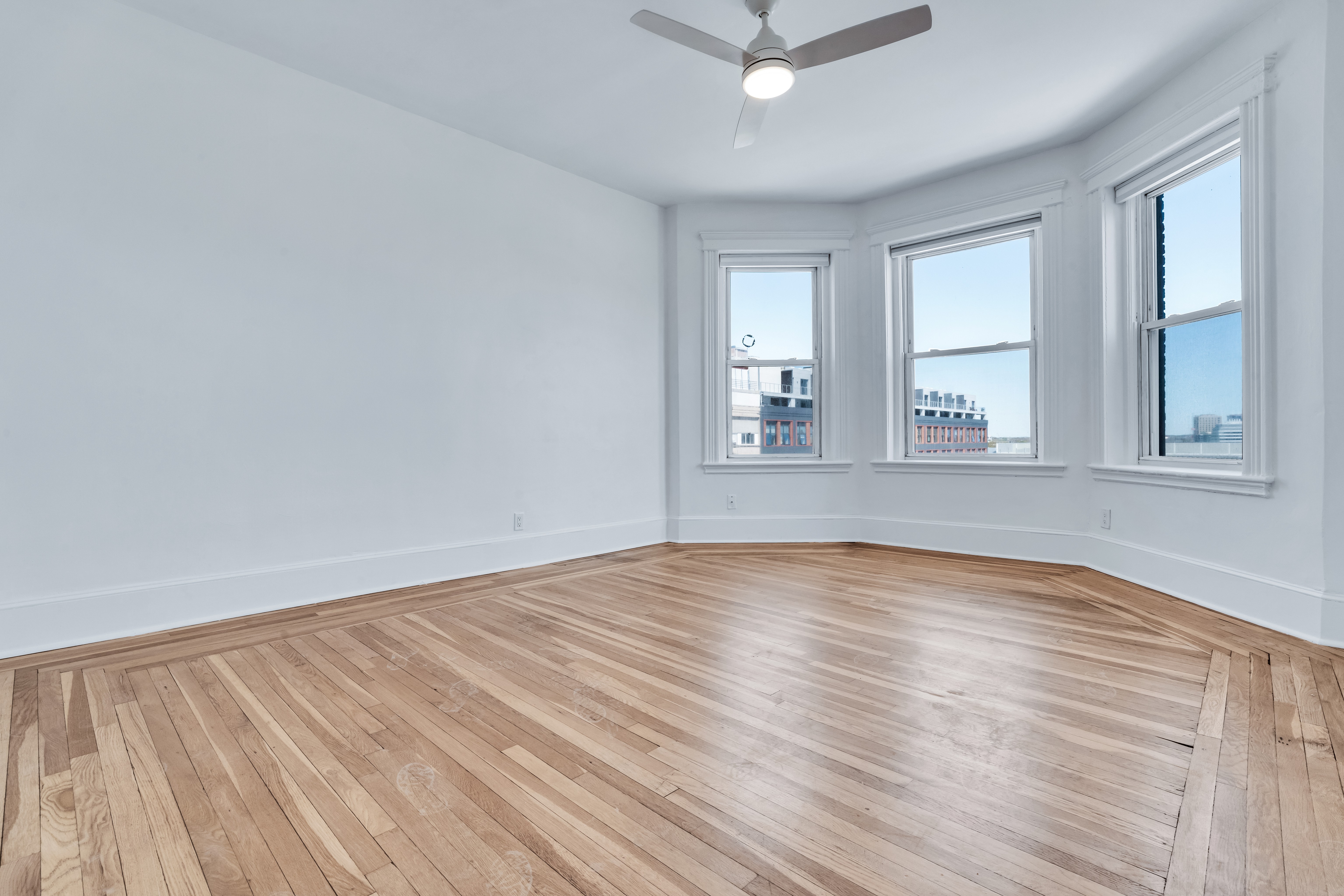 Photos of apartment on Commonwealth,Boston MA 02215