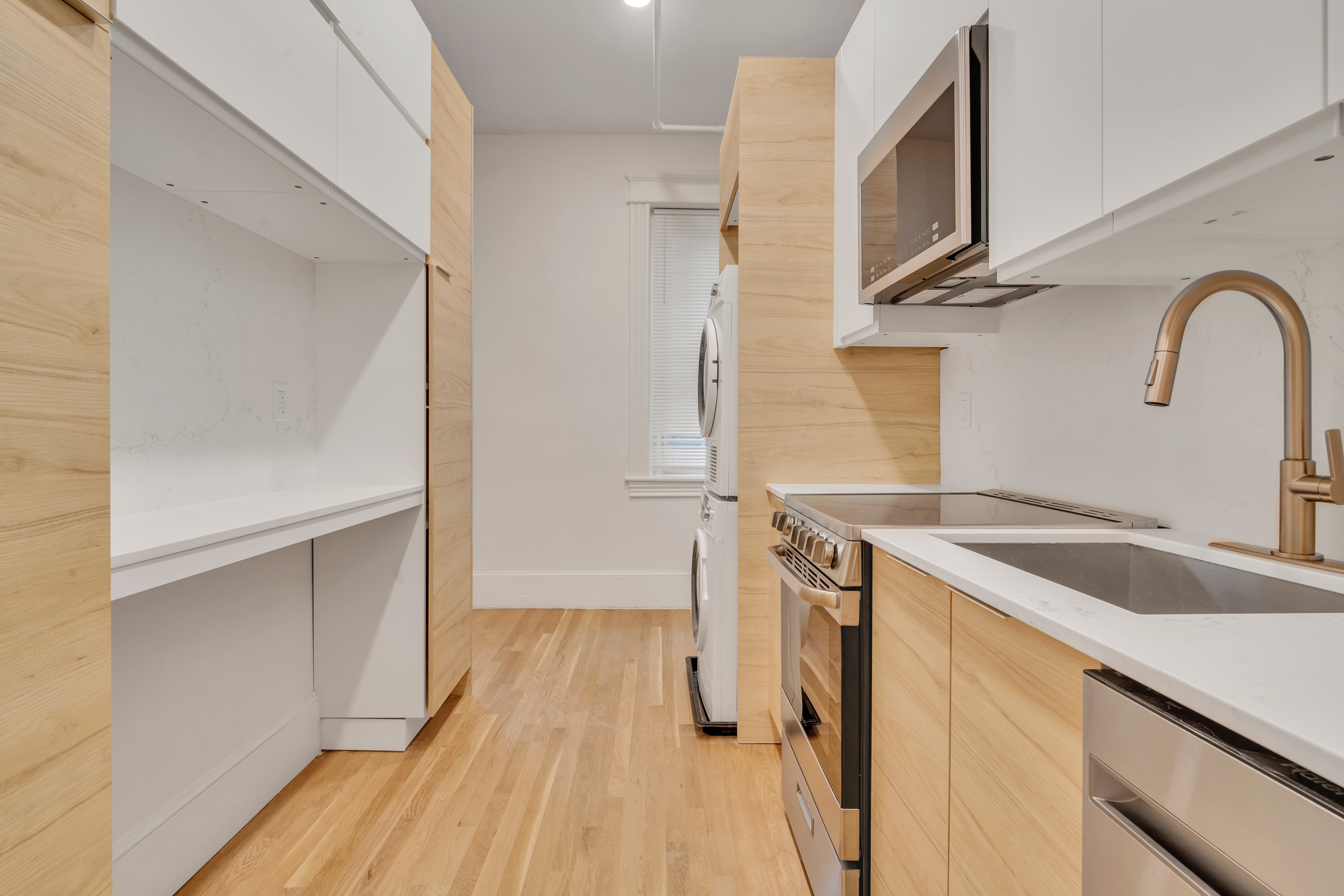 1082 Commonwealth — Allston