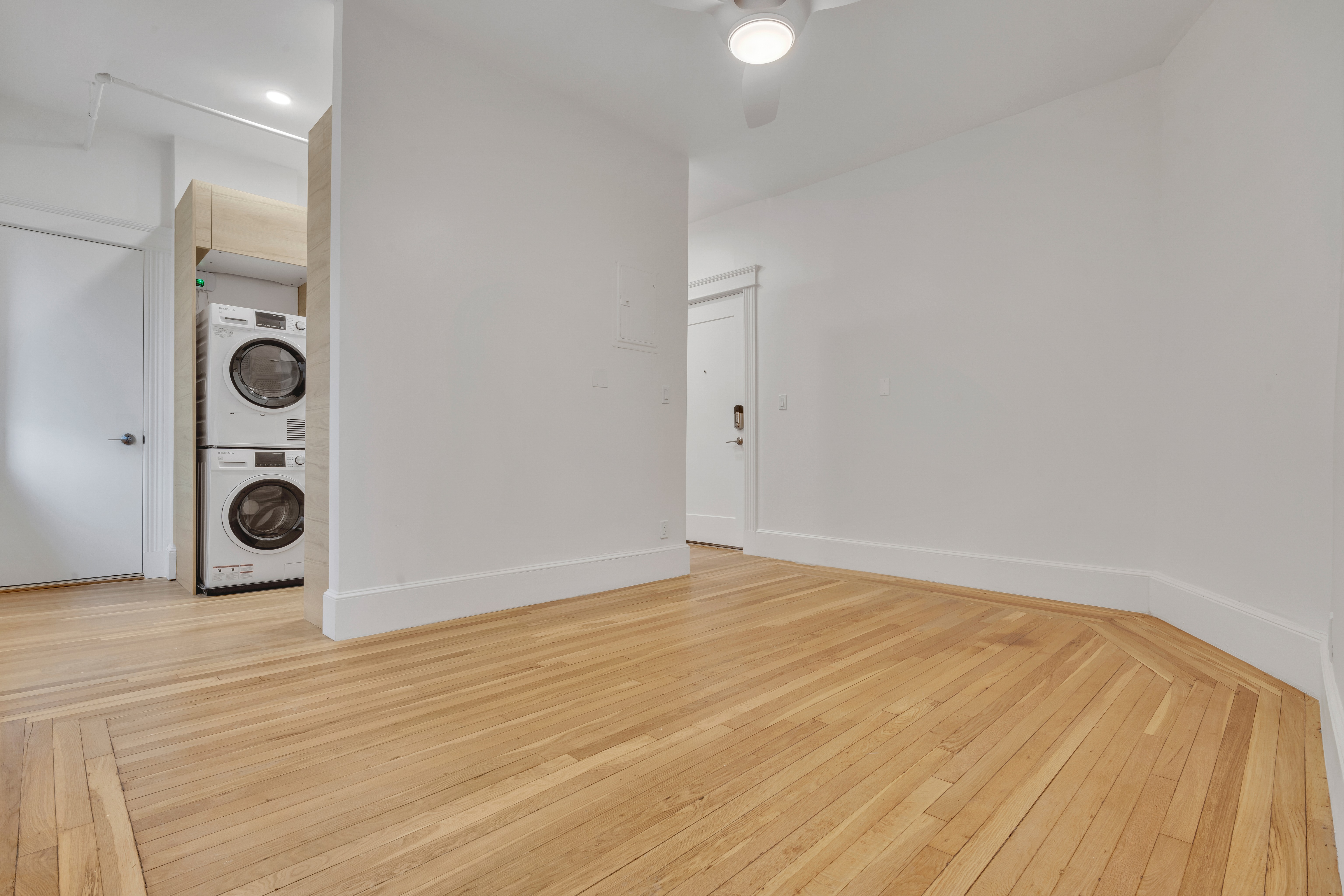 1082 Commonwealth — Allston