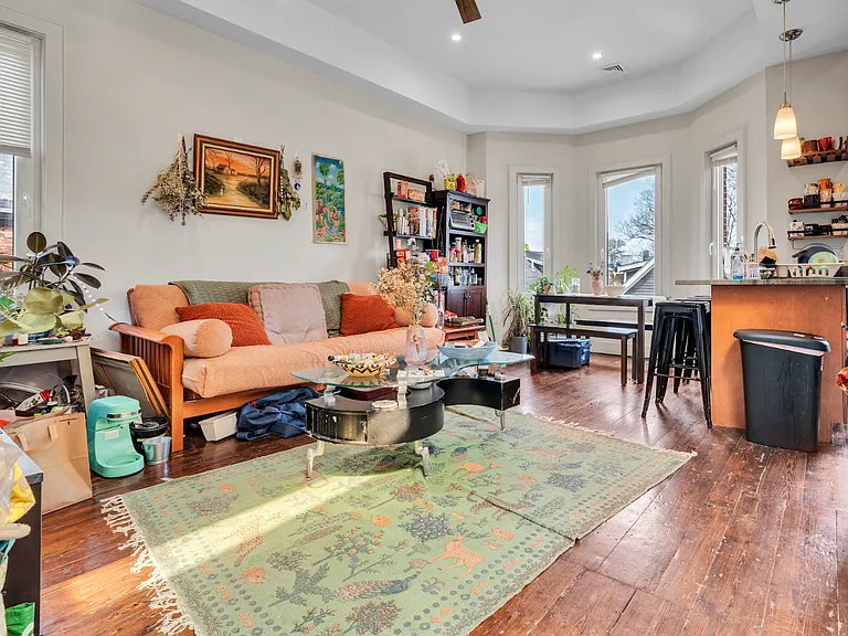 Photos of apartment on Saint Margaret,Boston MA 02125
