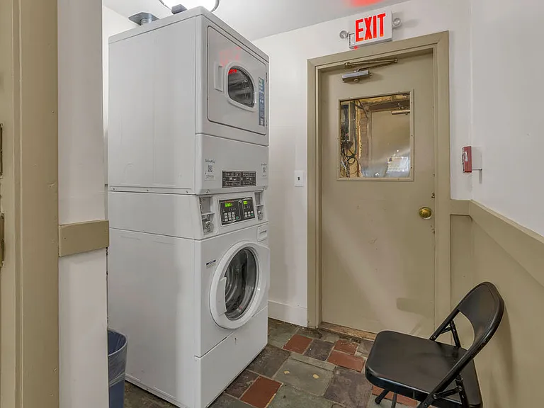 Photos of apartment on Aberdeen St.,Boston MA 02215
