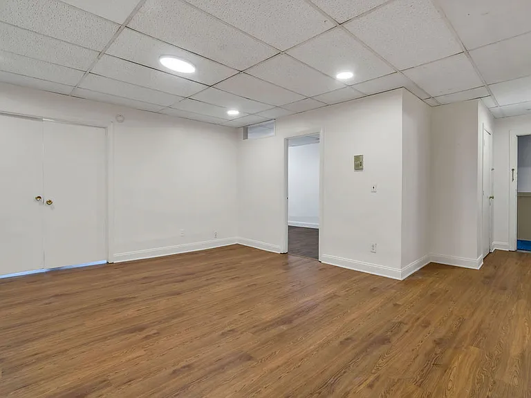 Photos of apartment on Aberdeen St.,Boston MA 02215