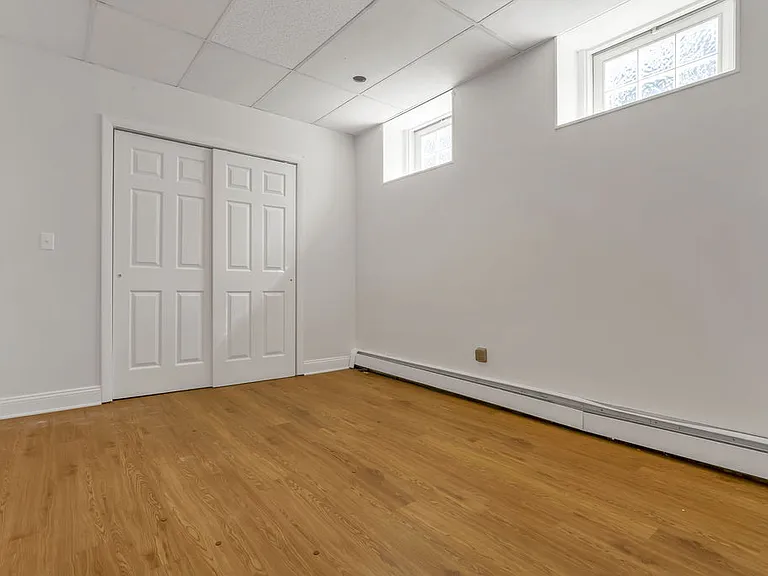 Photos of apartment on Aberdeen St.,Boston MA 02215