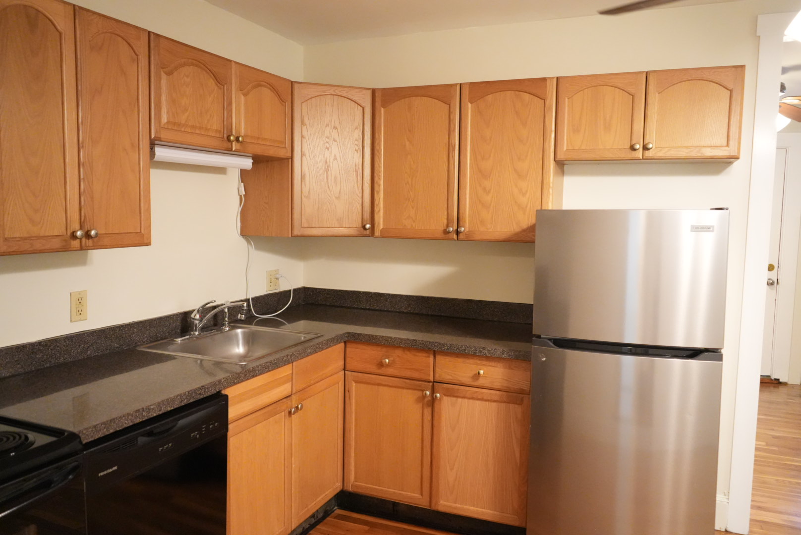 Photo 15 of Cambridge St. Unit 1