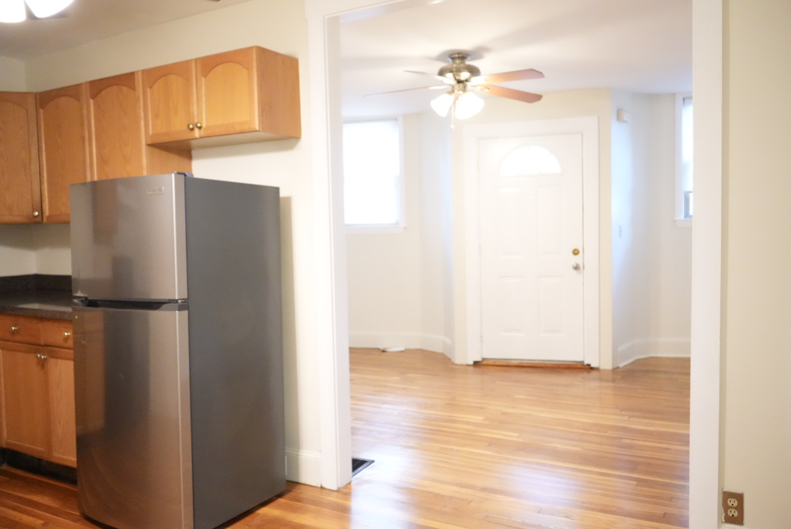 Photo 3 of Cambridge St. Unit 1