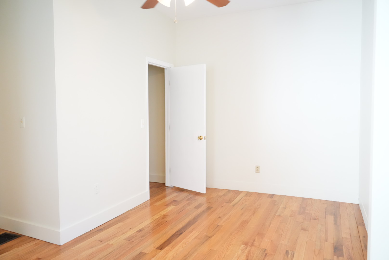 Photo 10 of Cambridge St. Unit 1