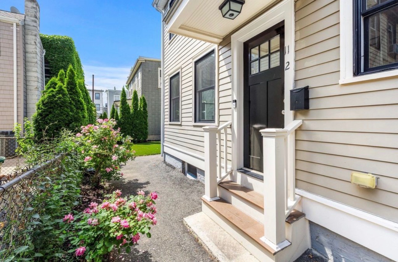 Pictures of  property for rent on 8th St., Cambridge, MA 02141