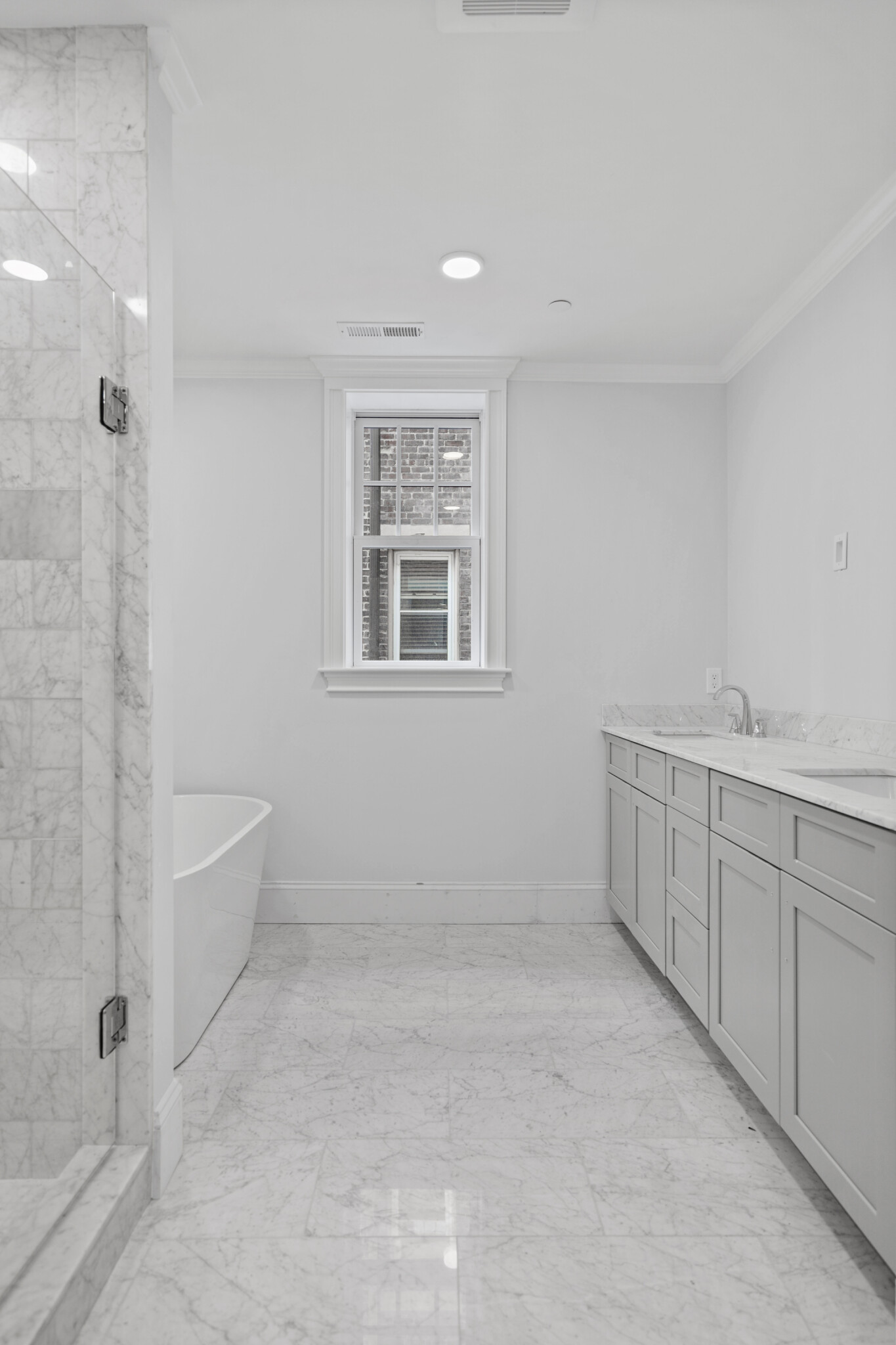 128 Longwood Ave, Longwood