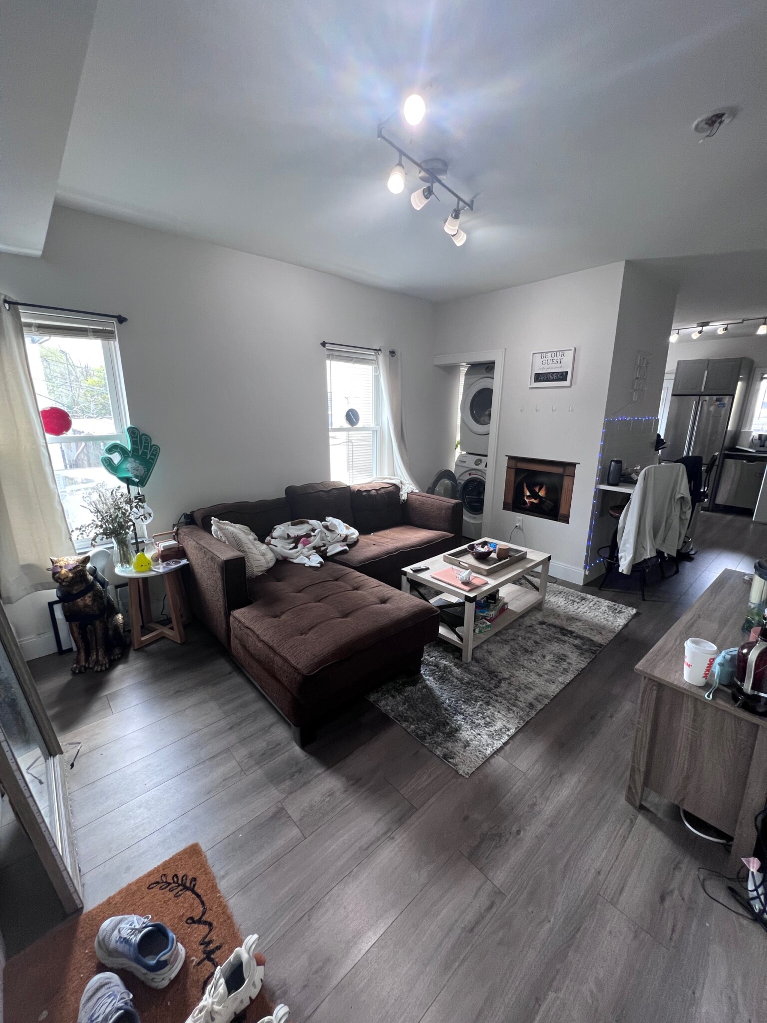 13 Carpenter St, South Boston